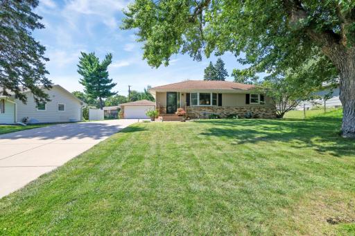 6017 Yukon Avenue N, Minneapolis, MN 55428