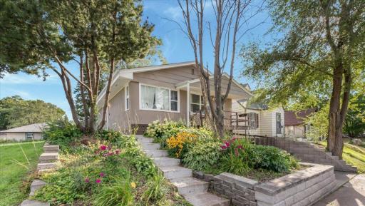 1950 Case Avenue E, Saint Paul, MN 55119