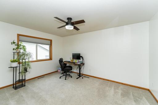 5825 48th Avenue NW, Rochester, MN 55901