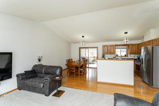 5825 48th Avenue NW, Rochester, MN 55901