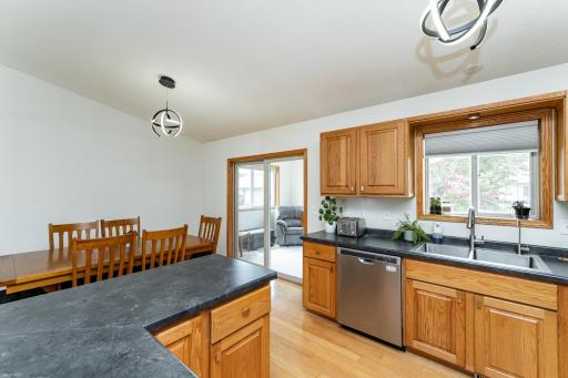 5825 48th Avenue NW, Rochester, MN 55901