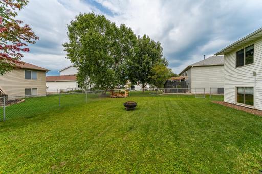 5825 48th Avenue NW, Rochester, MN 55901