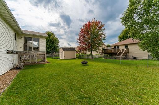 5825 48th Avenue NW, Rochester, MN 55901