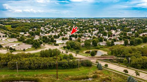 5825 48th Avenue NW, Rochester, MN 55901