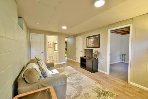 8021 158th Lane NW, Ramsey, MN 55303