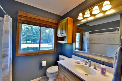 spacious updated ceramic main flr full bath