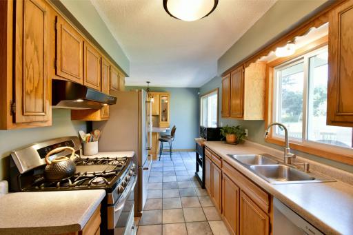 8021 158th Lane NW, Ramsey, MN 55303