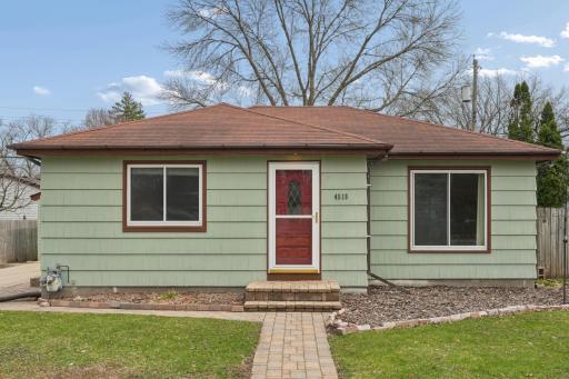 4518 Yates Avenue N, Crystal, MN 55422-9495