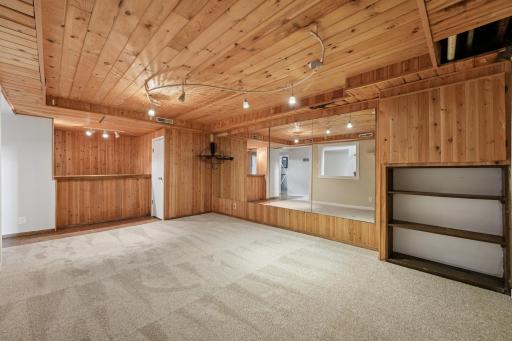 Spacious lower family room 4518 Yates Avenue N, Crystal, MN 55422-9495