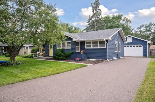 2925 Noble Avenue N, Minneapolis, MN 55422