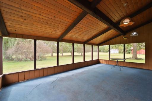 280 Beaulieu Street W, Motley, MN 56466