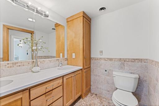 1460 Hague Avenue, Saint Paul, MN 55104