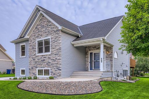 540 S Creek Drive N, Champlin, MN 55316