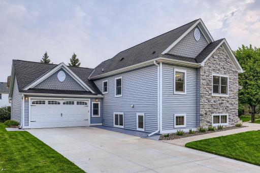 540 S Creek Drive N, Champlin, MN 55316