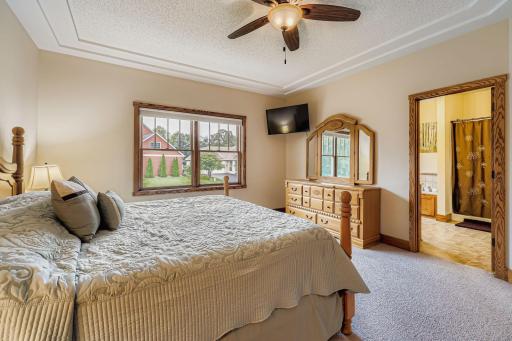 540 S Creek Drive N, Champlin, MN 55316