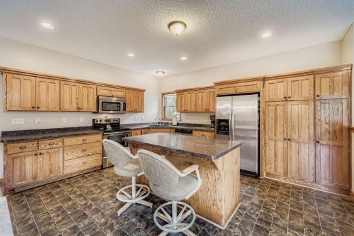 540 S Creek Drive N, Champlin, MN 55316