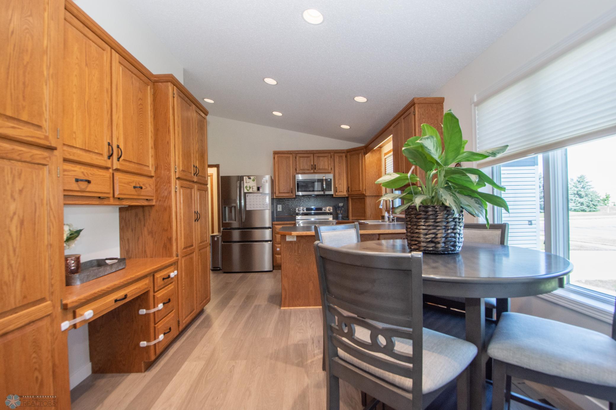Beautiful Kitchen w/an Abundance of Storage