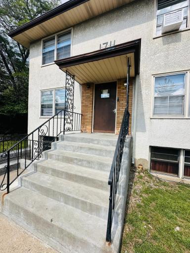 1711 7th Street E, Saint Paul, MN 55106