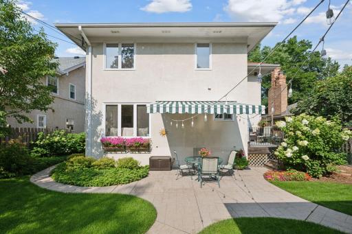2215 Penn Avenue S, Minneapolis, MN 55405