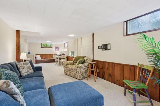 2215 Penn Avenue S, Minneapolis, MN 55405