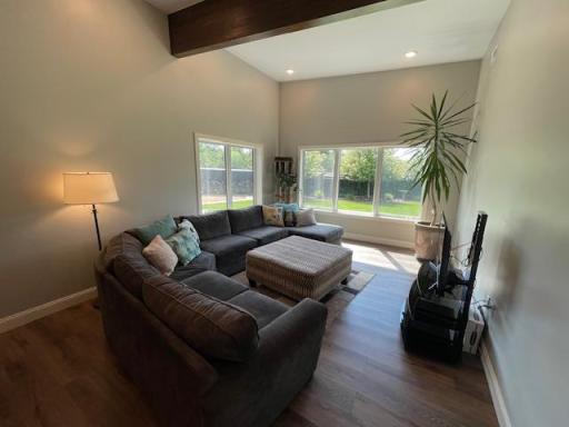 2641 Maplewood Drive SE, Bemidji, MN 56601