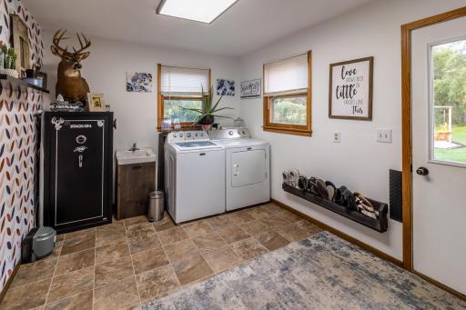 42911 125th Avenue, Holdingford, MN 56340