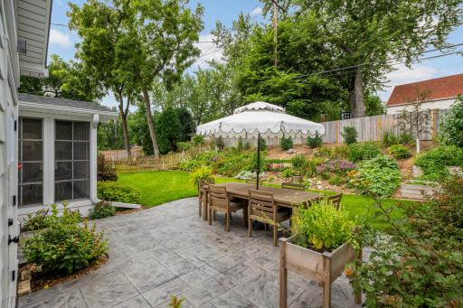 4908 Maple Road, Edina, MN 55424