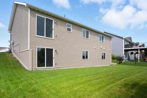 856 Hickory Curve, Watertown, MN 55388