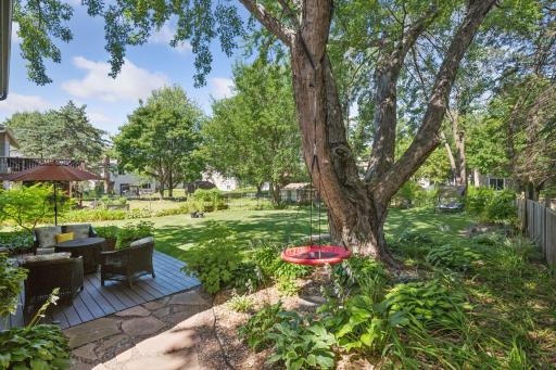10556 Grant Drive, Eden Prairie, MN 55347