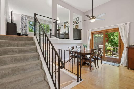 10556 Grant Drive, Eden Prairie, MN 55347