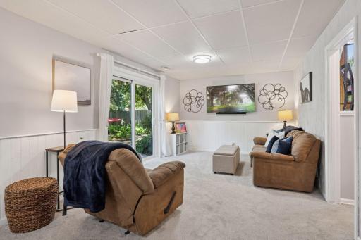 10556 Grant Drive, Eden Prairie, MN 55347