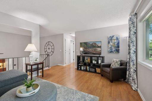 10556 Grant Drive, Eden Prairie, MN 55347