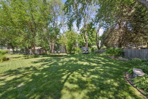 10556 Grant Drive, Eden Prairie, MN 55347