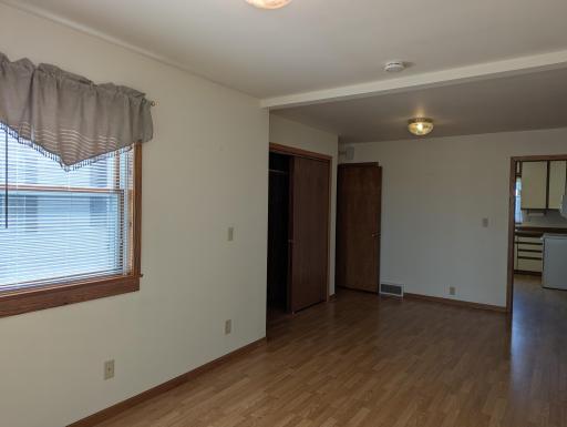 67382 180th Street, Alden, MN 56009