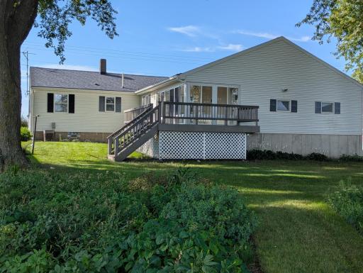 67382 180th Street, Alden, MN 56009