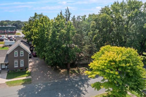 720 Bluff Avenue, Shakopee, MN 55379