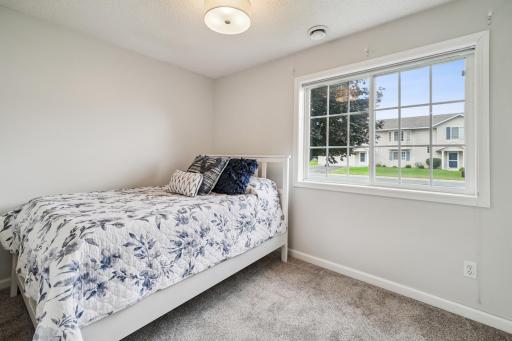 2079 Brittany Court, Shakopee, MN 55379