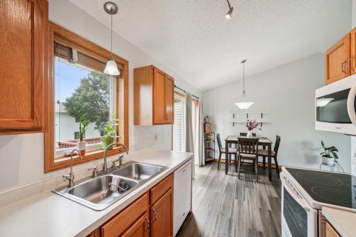 2079 Brittany Court, Shakopee, MN 55379