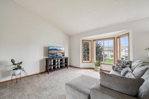 2079 Brittany Court, Shakopee, MN 55379