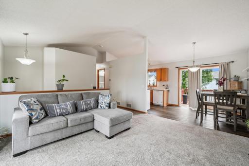 2079 Brittany Court, Shakopee, MN 55379