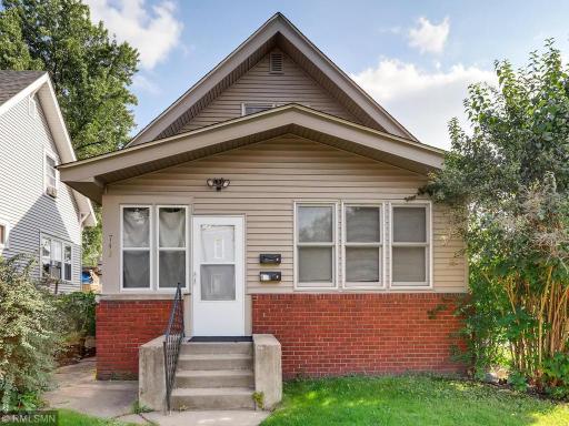 742 Case Avenue, 2, Saint Paul, MN 55106