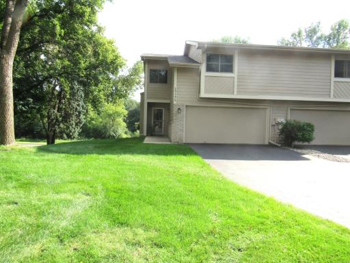 Gorgeous 3 bedroom/2 bath end unit. Meticulously clean, wonderful views from the deck and lower level patio.