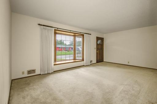 3899 Lakewood Avenue, White Bear Lake, MN 55110