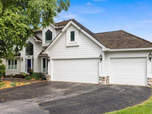 7820 W 96th St Bloomington MN 55438 USA-008-018-005-MLS_Size.jpg