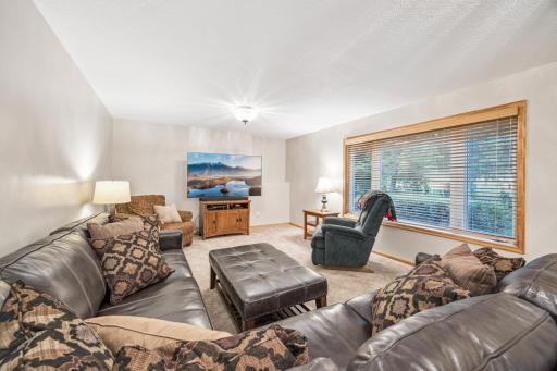 9491 Kirkwood Way N, Maple Grove, MN 55369