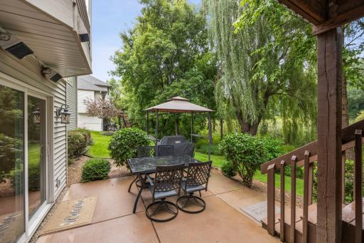 9491 Kirkwood Way N, Maple Grove, MN 55369