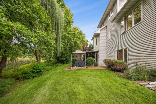 9491 Kirkwood Way N, Maple Grove, MN 55369