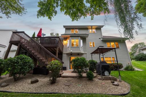 9491 Kirkwood Way N, Maple Grove, MN 55369