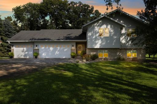 22242 Pheasant Court, Hutchinson, MN 55350
