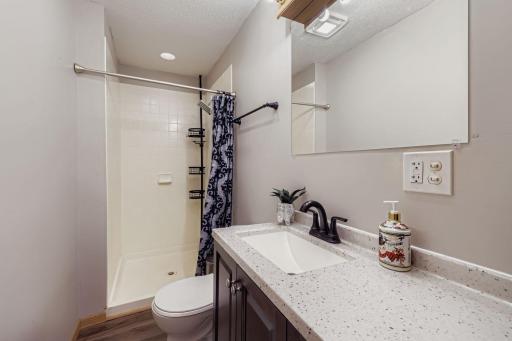 1384 Westminster St - Web Quality - 015 - 17 Bathroom.jpg